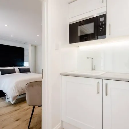 Well-Positioned Studio Flat London Exterior photo