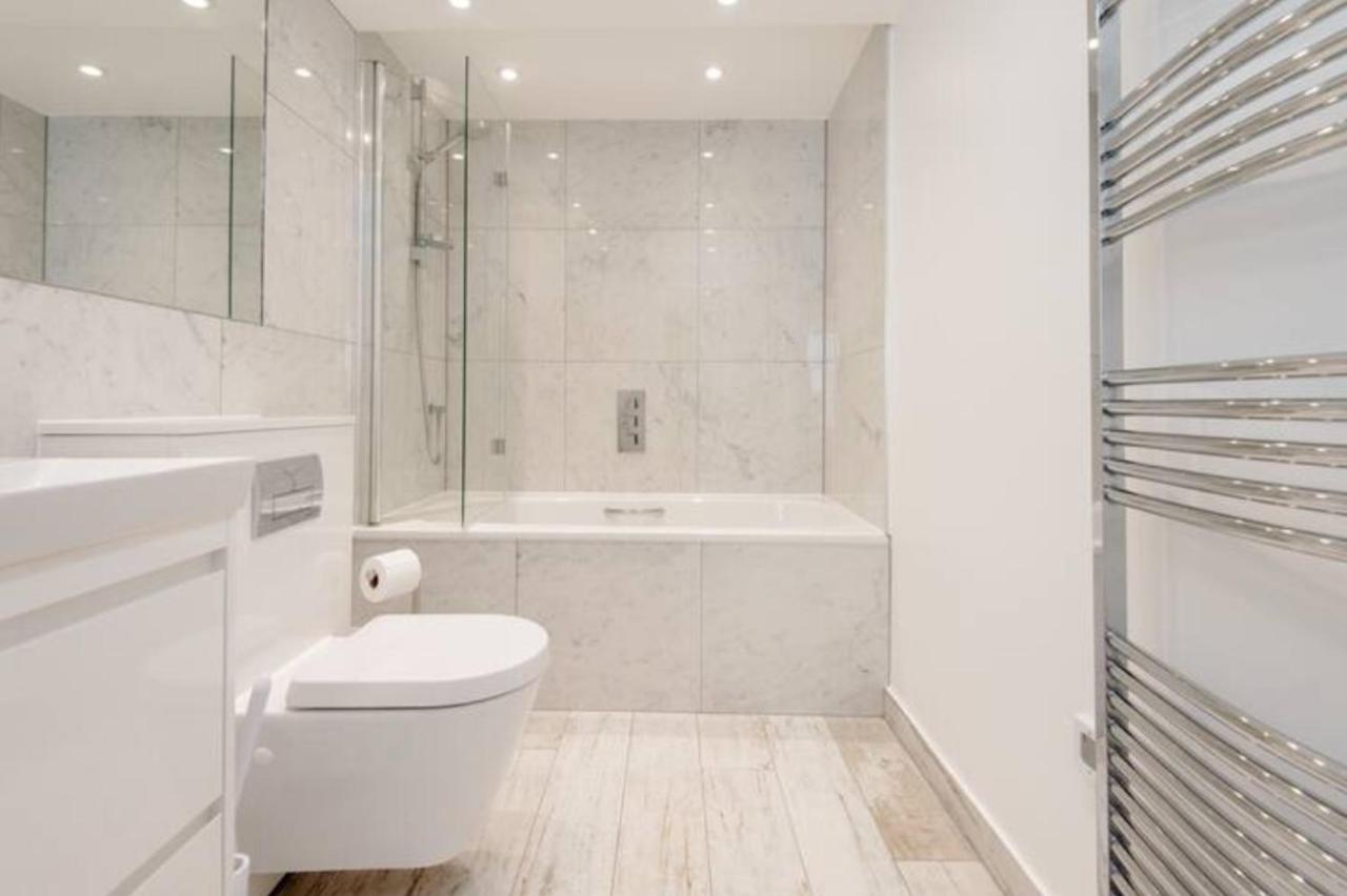 Well-positioned Flat Apartment *
